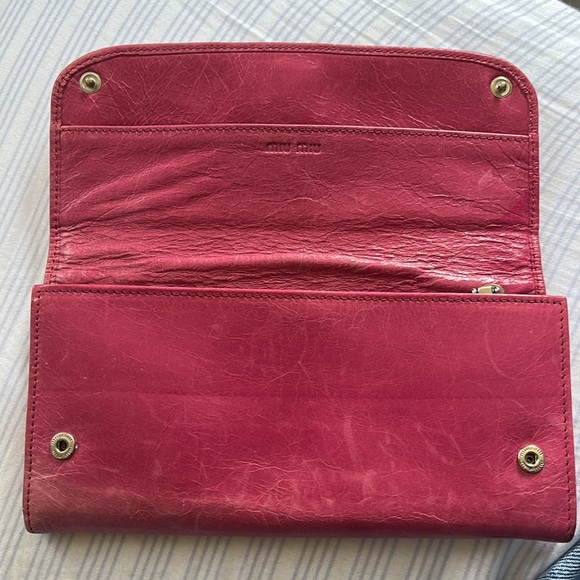 Miu Miu Pink Wallet - Picture 4 of 8